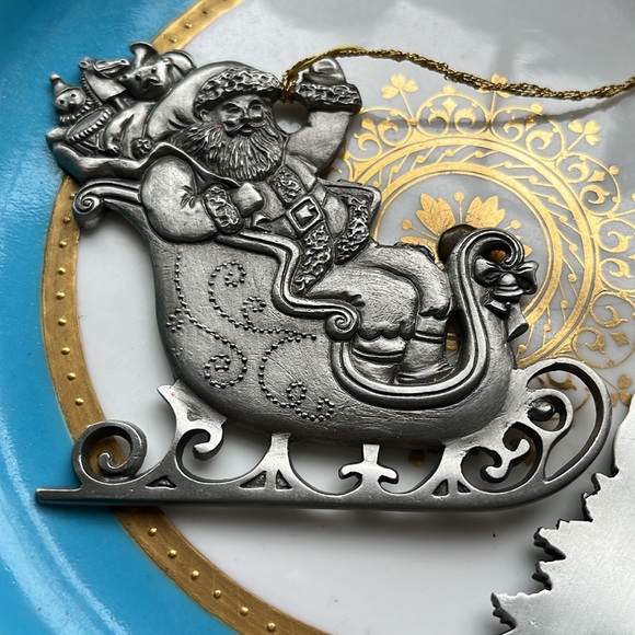 Pewter Santa and Sleigh Ornaments - Picture 4 of 6